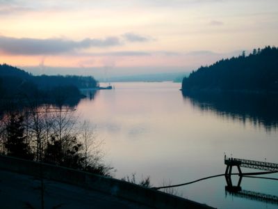 [Burrard Inlet, 7 Feb 2003]